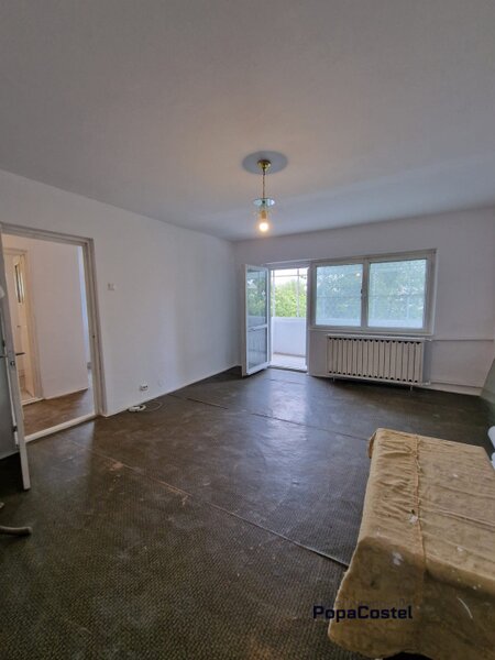 Otopeni, Floare de Cais ,garsoniera decomandata 37 mp et. 2, cu balcon