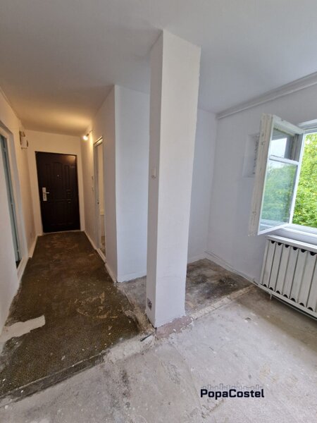 Otopeni, Floare de Cais ,garsoniera decomandata 37 mp et. 2, cu balcon